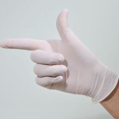 Disposable latex examination lightly powdered gloves made in malaysia