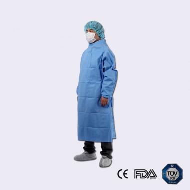 Disposable nonwoven standard surgical gown with raglan sleeves