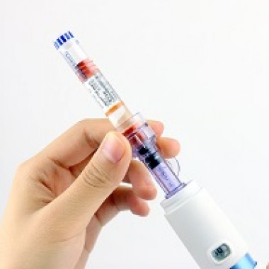 Needle-free insulin pen