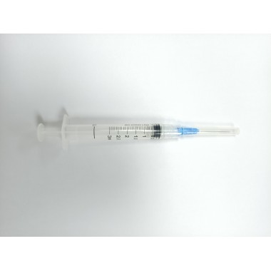 Retractable auto disabled syringe