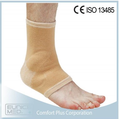 Ankle support with silicone pads