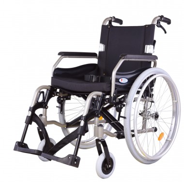 4636 CE&ISO European style foldable aluminum wheelchair