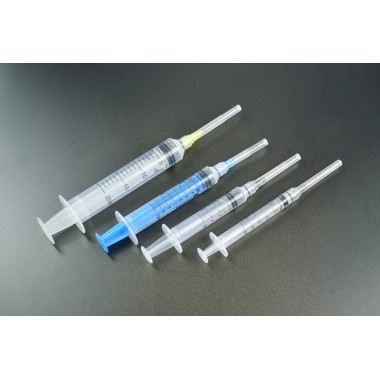 DISPOSABLE SYRINGES SAFETY SYRINGE WITH RETRACTABLE NEEDLE