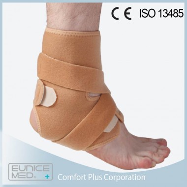 Ankle support with Achilles protection pad